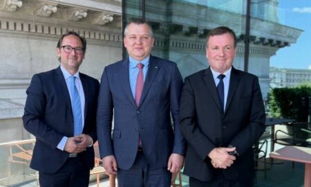 Розповів про реалії прифронтової Дніпропетровщини: Микола Лукашук про свій візит до Австрії і перспективи для області 23 Розповів про реалії прифронтової Дніпропетровщини: Микола Лукашук про свій візит до Австрії і перспективи для області