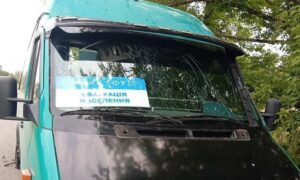 Армія РФ атакувала евакуаційний автобус на Дніпропетровщині (фото)