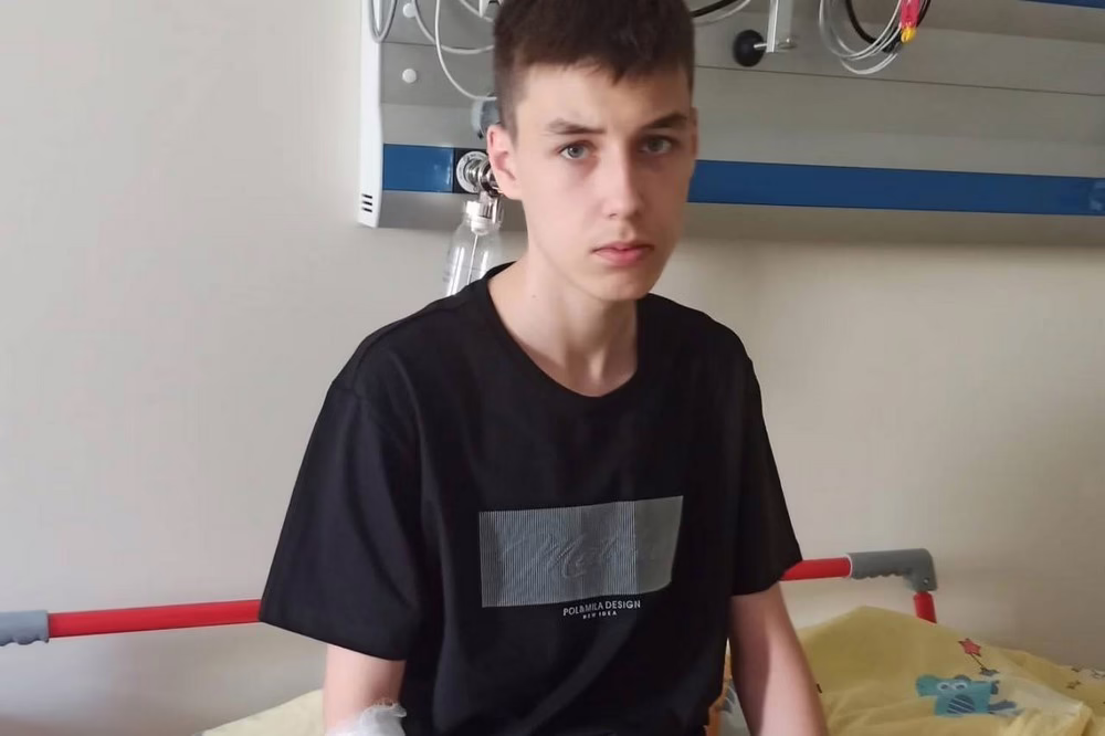 «Важко захворів єдиний синочок»: 14-річному мешканцю Покрова потрібна допомога