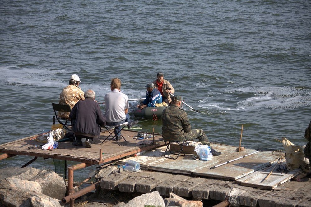 Люди стояли, дивилися, як йде вода, і плакали: чим було Каховське водосховище для нікопольців – фото-спогад