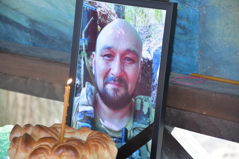 Вбиті росією мешканці Нікопольщини. Захисник з Нікополя Роман Соловйов 8 червня відзначав би своє 43-річчя. Але йому назавжди 42…
