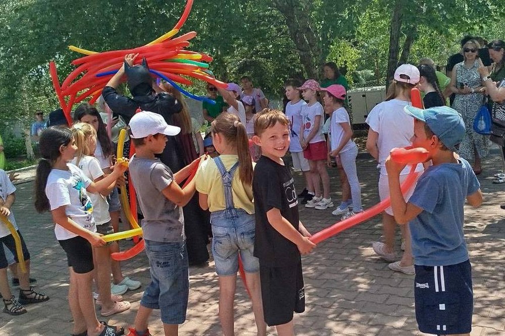 На Нікопольщину завітав БФ «Надія та житло для дітей» і влаштував розваги для малечі