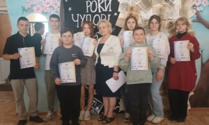 Учні з Покрова перемогли у літературному конкурсі «Розповім про подвиг»