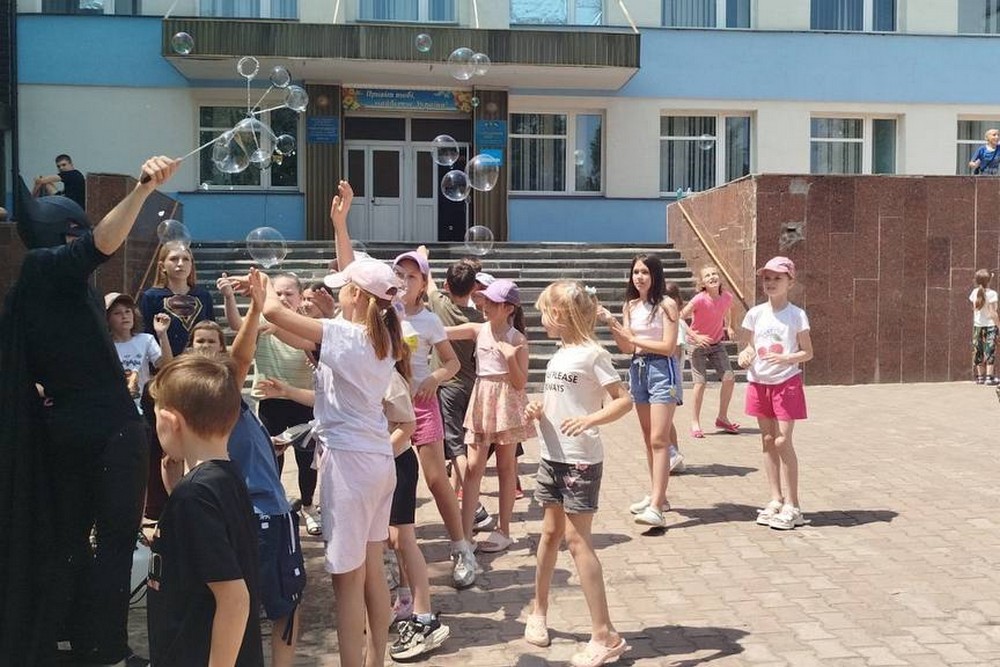 На Нікопольщину завітав БФ «Надія та житло для дітей» і влаштував розваги для малечі