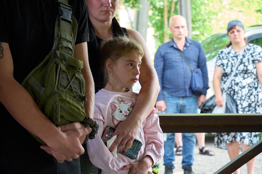 У Нікополі провели в останню путь 23-річного солдата