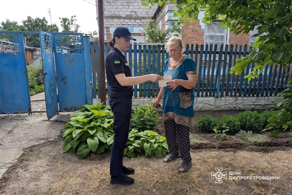 Мешканцям Нікопольщини нагадали про заборону спалювання сміття і сухої рослинності (фото)