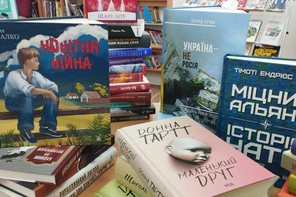 Бібліотеки Нікополя отримали ще 133 нові книги за кошти бюджету міста