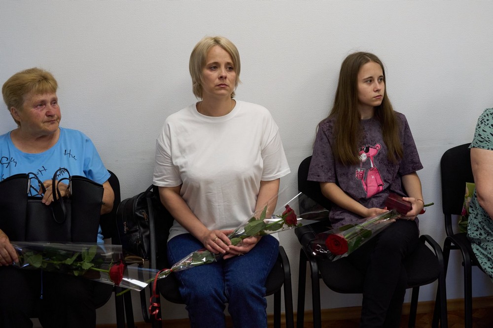 Військовослужбовців з Нікополя відзначили державними нагородами: ордени полеглих вручили рідним (фото)
