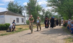 Був щирим, чуйним і мав багато друзів: на Нікопольщині провели в останню путь полеглого Героя (фото)