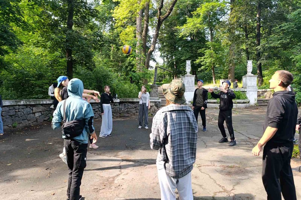 Діти з Нікополя відпочили у таборах «Артек»: фото