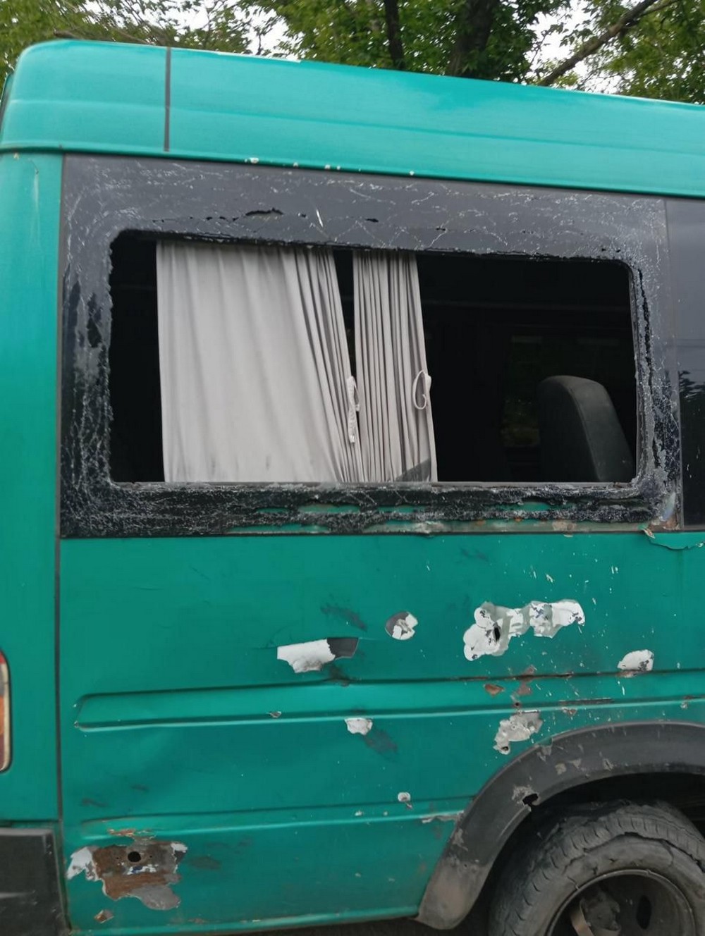 Армія РФ атакувала евакуаційний автобус на Дніпропетровщині (фото)