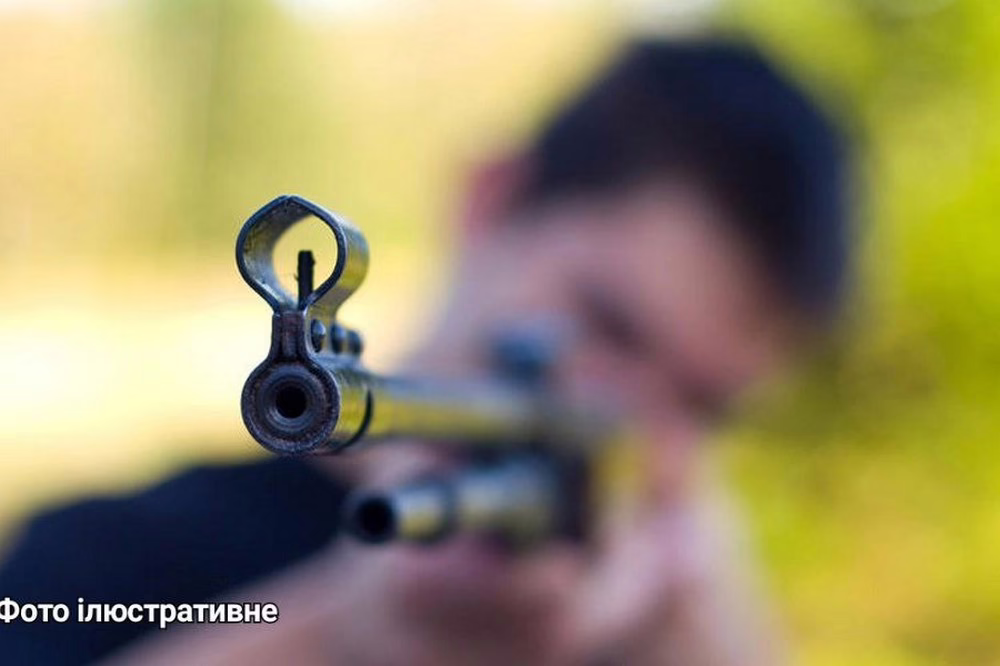 9 річний хлопчик вистрілив у 15 річного з гвинтівки на Дніпропетровщині – ЗМІ 2