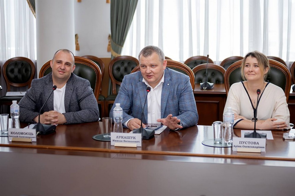 Донори з Нікополя та області отримали нагороди від Миколи Лукашука (фото) 4