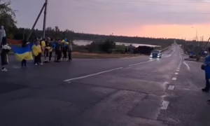 Нікопольщина зустріла звільненого з полону Захисника (відео)