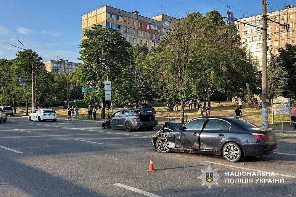 Зіткнулися 4 автомобілі: смертельна ДТП у Кривому Розі сталася 18 червня (фото)