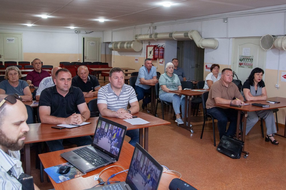 Представники громад Нікопольщини взяли участь у конгресових слуханнях (фото) 3