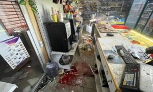 Важкий день на Нікопольщині шестеро поранених, пошкоджений магазин і знищений гараж 4