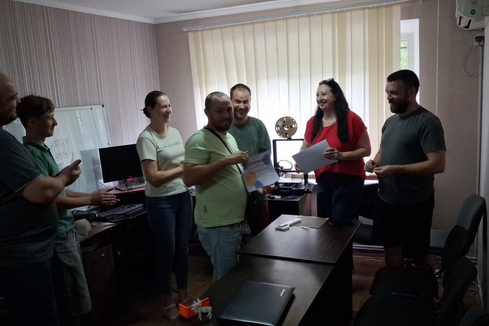 Випускники ще одного курсу Центру освіти дорослих Нікополя отримали сертифікати (фото) 2