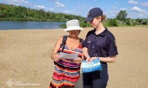 Жителям Покрова сьогодні нагадали правила поведінки біля штучних водойм (фото) 3