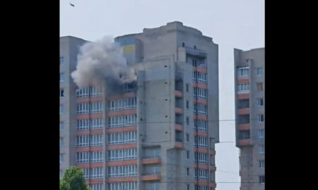 Відео моменту влучання у 14-поверхівку у Нікополі 2 червня оприлюднили у мережі