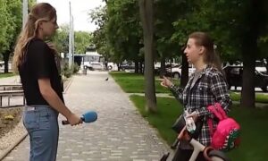«Не було світла, води – ми вижили»: у Нікополі залишаються родини з особливими дітьми – їм допомагає «Проліска»