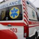 На Дніпропетровщині чоловік і жінка вистрибнули з 3-го поверху: їх рятували медики