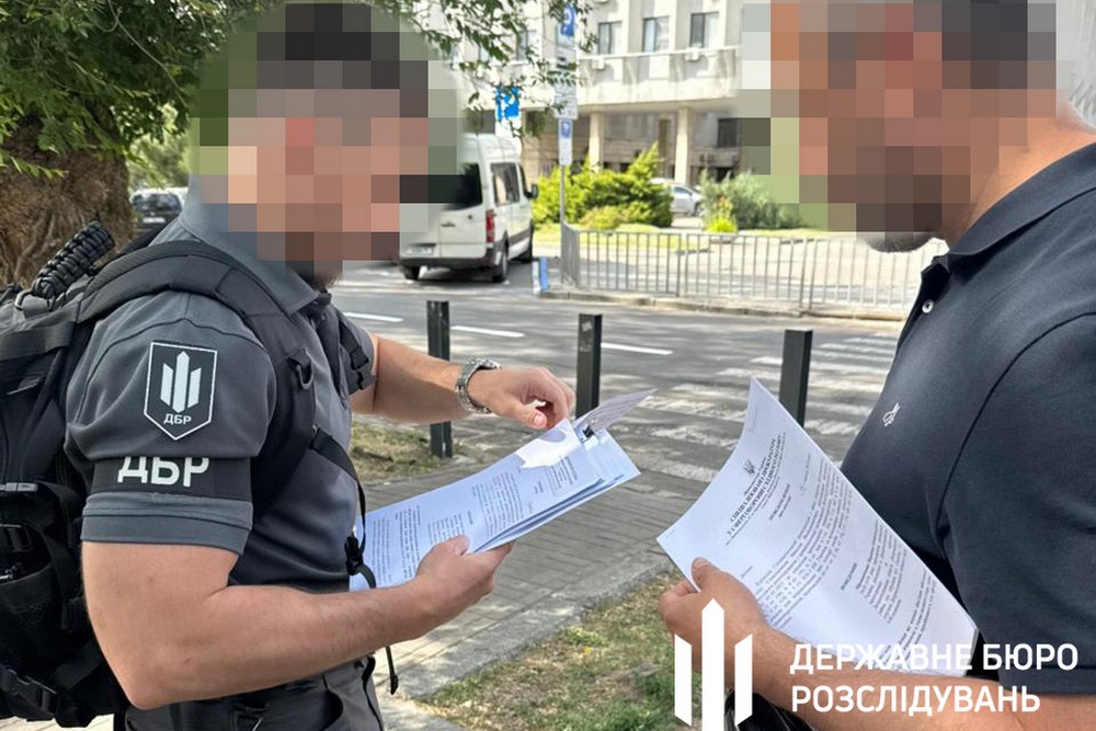 Депутатка Дніпропетровської облради заради іміджу і виплат фіктивно «служила» в ЗСУ