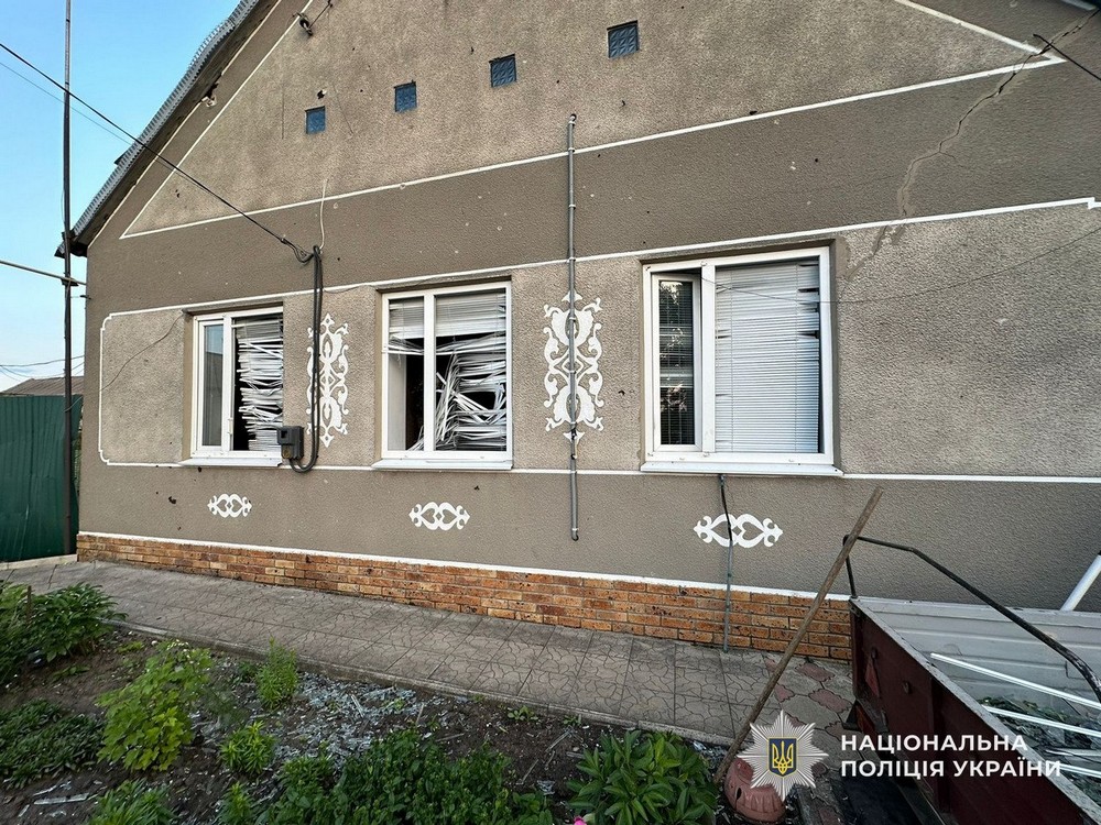 Фото наслідків обстрілів на Дніпропетровщині