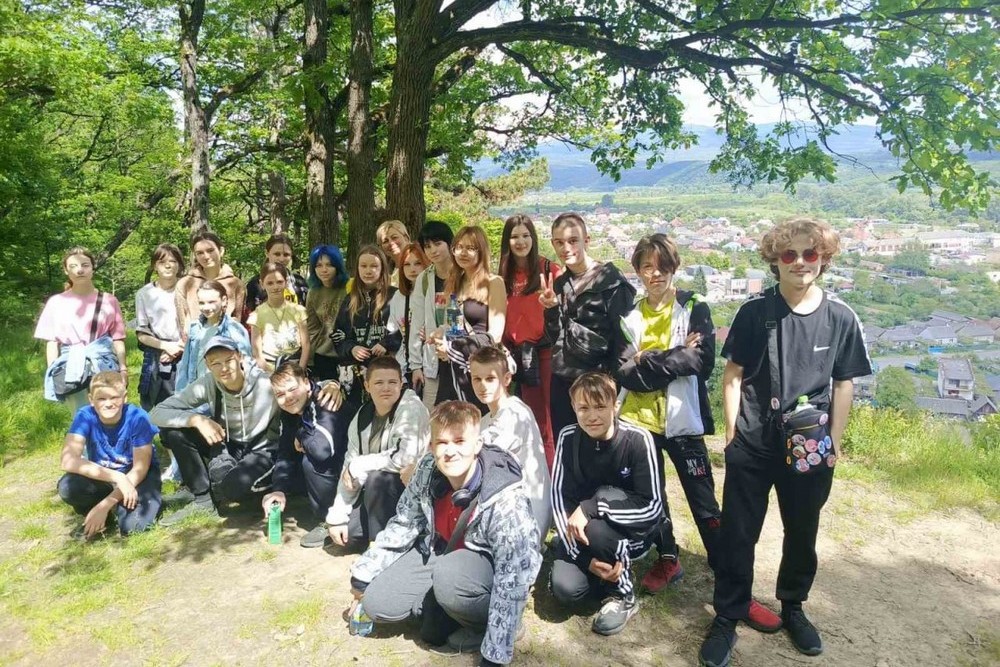 Діти з Марганця відпочили на Закарпатті: пройшли комплексне відновлення (фото) 1 Діти з Марганця відпочили на Закарпатті: пройшли комплексне відновлення (фото)