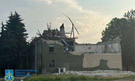 Двоє поранених і руйнування на Нікопольщині: прокуратура розпочала розслідування