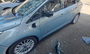 Сталися пожежі, понівечено підприємства, адмінбудівлю, автівки: Нікополь і район були під обстрілами 10 червня (фото)