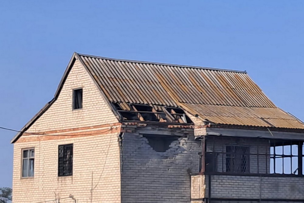 Фото наслідків обстрілів Нікополя і району