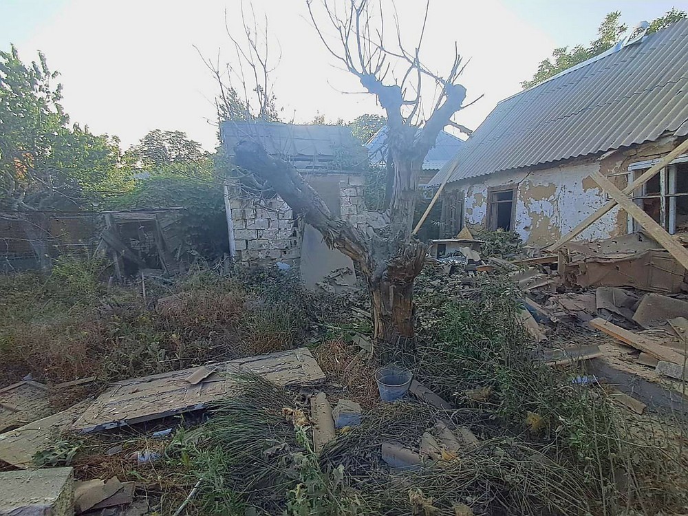 Фото наслідків обстрілів Нікополя