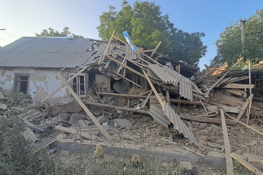 Фото наслідків обстрілів Нікополя