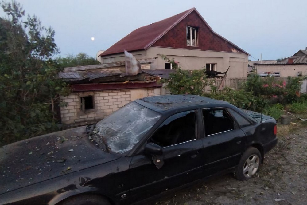 Ворог атакував Нікополь і район та завдав ракетних ударів по Павлоградському і Синельниківському районах (фото)
