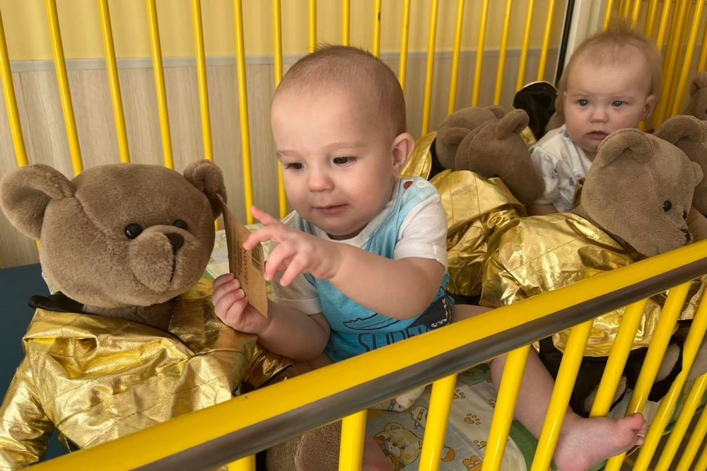 «Ваша допомога – це обійми на відстані»: дитяча лікарня у Нікополі отримала подарунки від благодійників (фото)