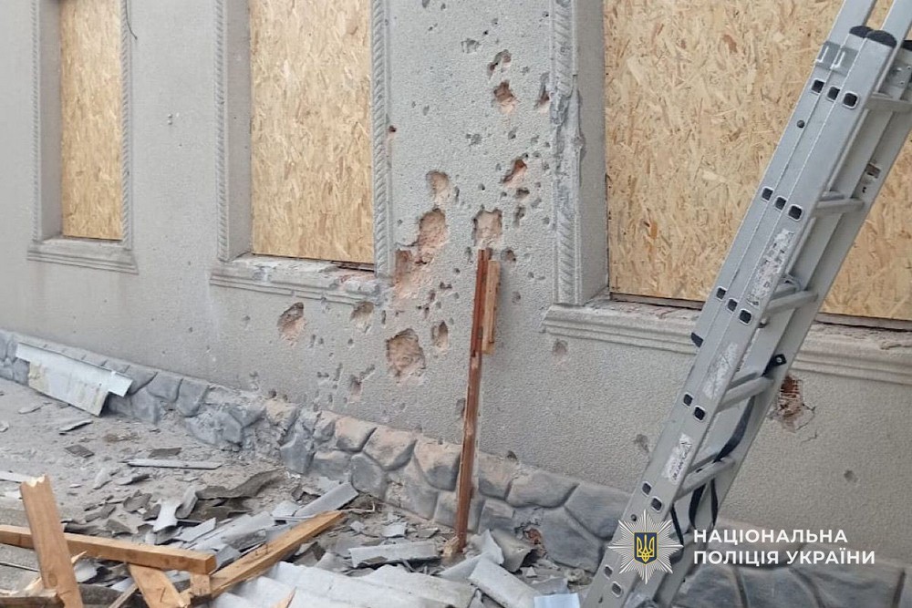 Фото наслідків обстрілів на Нікопольщині сьогодні
