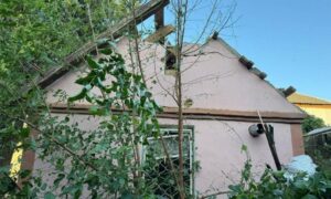 Пошкоджено храм, будинки, авто: ворог атакував Нікополь і район з вечора до ранку 22 червня (фото)