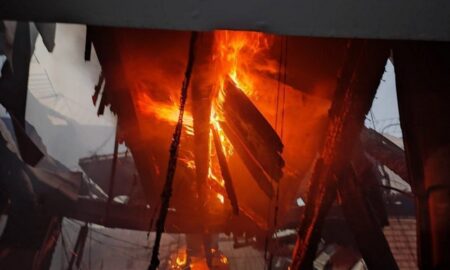 Вогнем охопило кафе у Нікополі, під Дніпром руйнування у зоні відпочинку, у Дніпрі збільшилася кількість жертв (фото) 35 Вогнем охопило кафе у Нікополі, під Дніпром руйнування у зоні відпочинку, у Дніпрі збільшилася кількість жертв (фото)