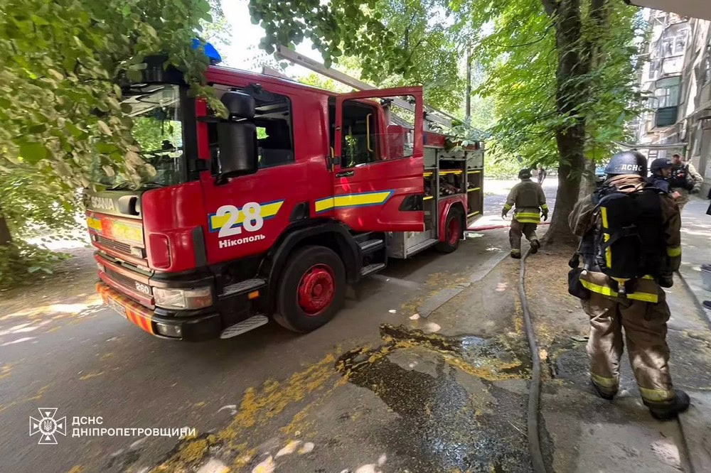 у Нікополі сьогодні горіла квартира у багатоповерховому будинку 2