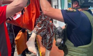 у Нікополі сьогодні волонтери надавали допомогу постраждалим (фото) 4