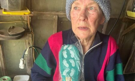 «Народна самооборона Львівщини» передала шкарпетки-капці для літніх марганчан (фото) 15 '«Народна самооборона Львівщини» передала шкарпетки-капці для літніх марганчан (фото)