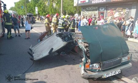 Зіткнулися 4 автомобілі: смертельна ДТП у Кривому Розі сталася 18 червня (фото)