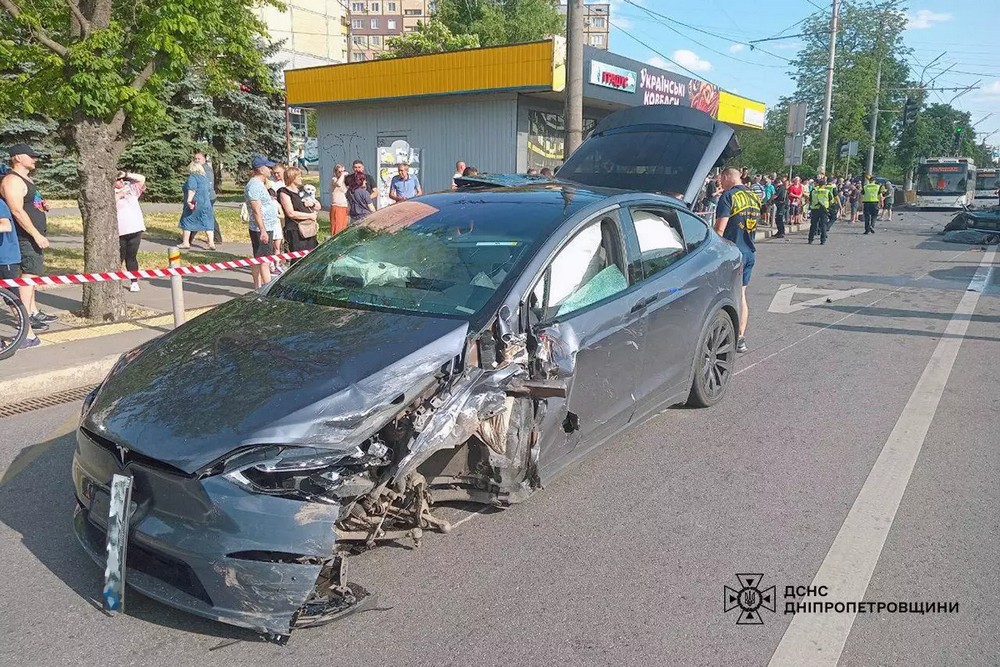 Зіткнулися 4 автомобілі: смертельна ДТП у Кривому Розі сталася 18 червня (фото)