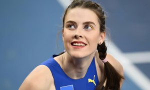 з Дніпра