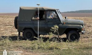 На Дніпропетровщині аграрії захопили танковий полігон: повідомлено про підозру посадовцю