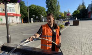 Комунальники Покрова дбають про щоденний комфорт містян (фото)