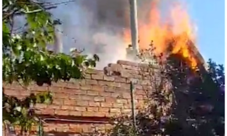 У Нікополі дрон скинув вибухівку на будинок і кружляв-пильнував, поки все палало: власники просять допомоги