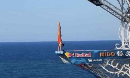Покровчанка Неллі Чуканівська п’ята у світі на видовищному етапі Red Bull Cliff Diving!