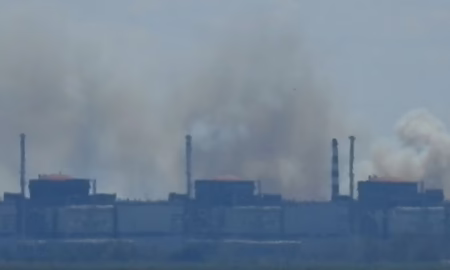 Окупанти заявили про пожежу в Енергодарі, у мережі шириться відео із задимленою ЗАЕС – що відомо
